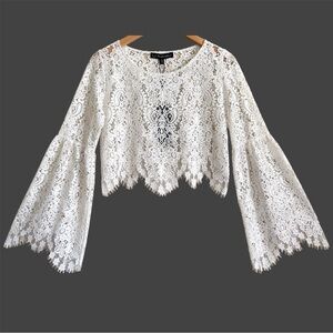 FOR LOVE AND LEMONS Coquette Feminine Vika Lace Bell-Sleeves Crop Top Sz S NWT